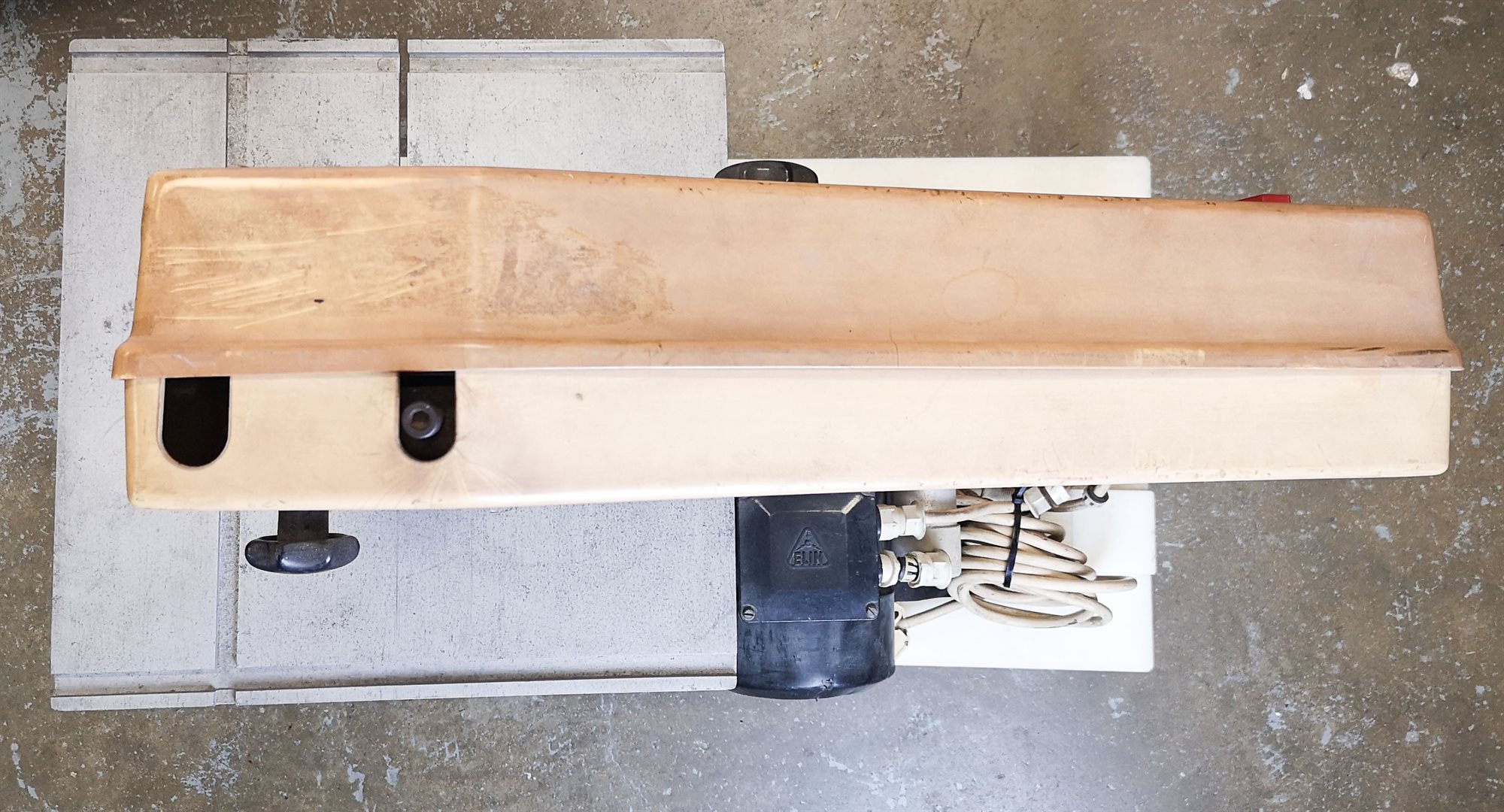 How To Measure Band Saw Tires - Replace Like A Pro